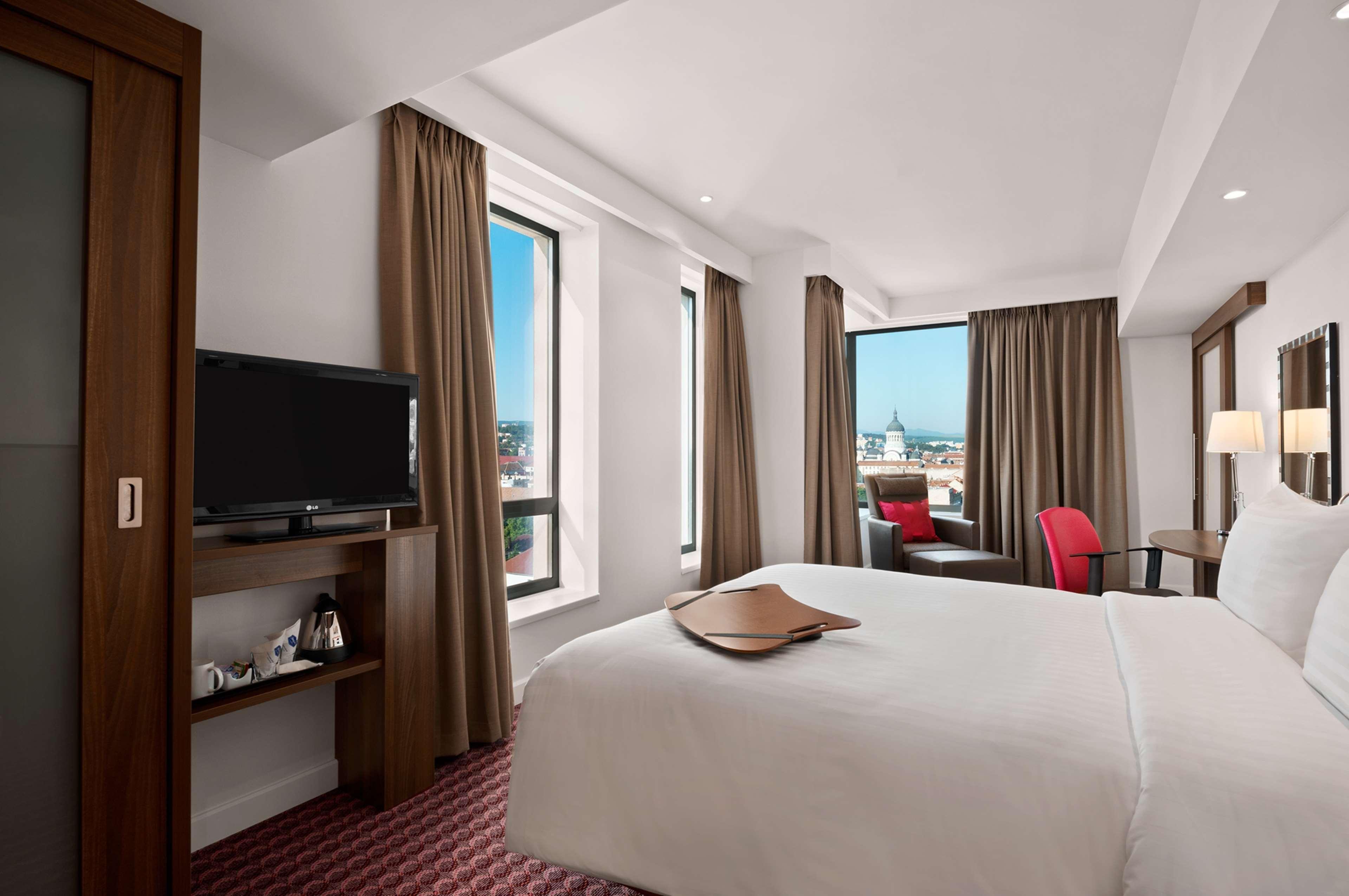 Hotel Hampton By Hilton 3*
