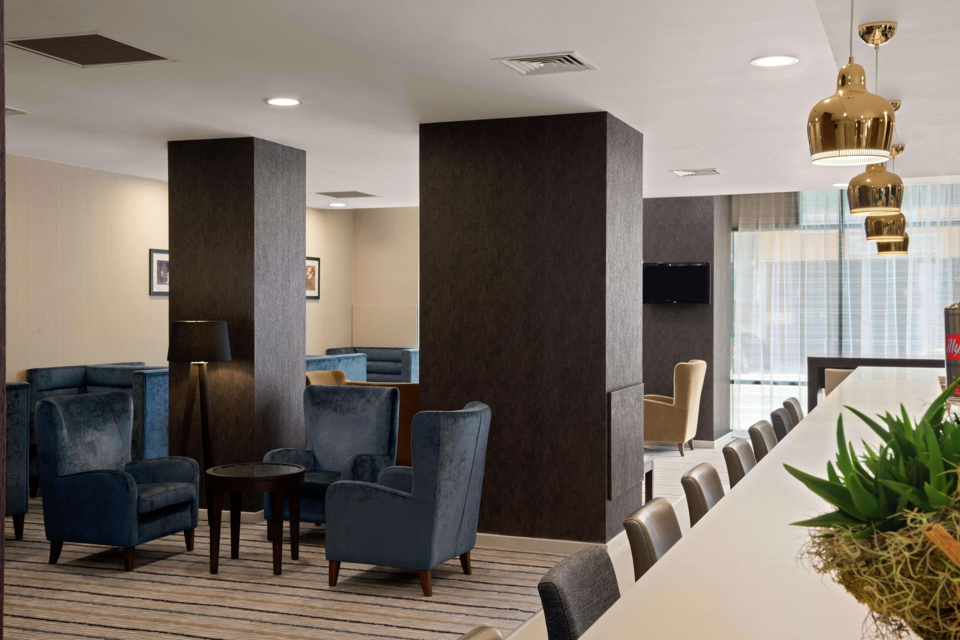Hampton By Hilton Hotel